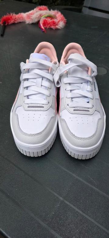 Puma sneaker beschikbaar voor biedingen