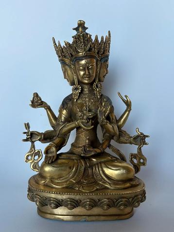 Tibet, Nepal Brons Beeld Boeddha. Namgyalma 8 armen beschikbaar voor biedingen