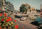 Daf 44, Renault 6, Volvo 145, Honfleur, Verzamelen, Ansichtkaarten | Themakaarten, Ophalen of Verzenden, 1960 tot 1980, Ongelopen