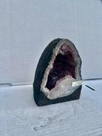 Amethist geode - 2.40kg, Verzamelen, Mineralen en Fossielen, Ophalen of Verzenden, Mineraal