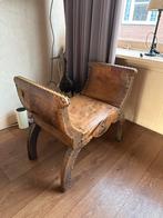 Antieke lederen voetenbankje, Ophalen