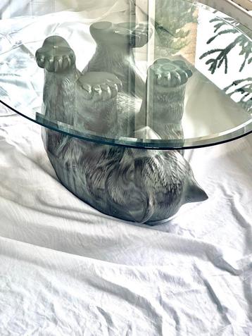 Vintage salontafel beer sculptuur glazen plaat beschikbaar voor biedingen