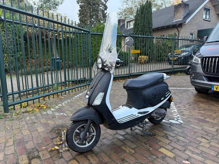 IVA Ibiza | Snor | 2016 | OPKNAPPER, Fietsen en Brommers, Scooters | Overige merken, Gebruikt, Maximaal 25 km/u, Benzine, Ophalen of Verzenden