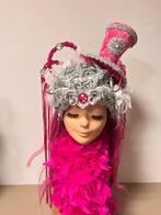 Carnavalshoed met pruik, Ophalen, Zo goed als nieuw, Maat 46/48 (XL) of groter, Carnaval