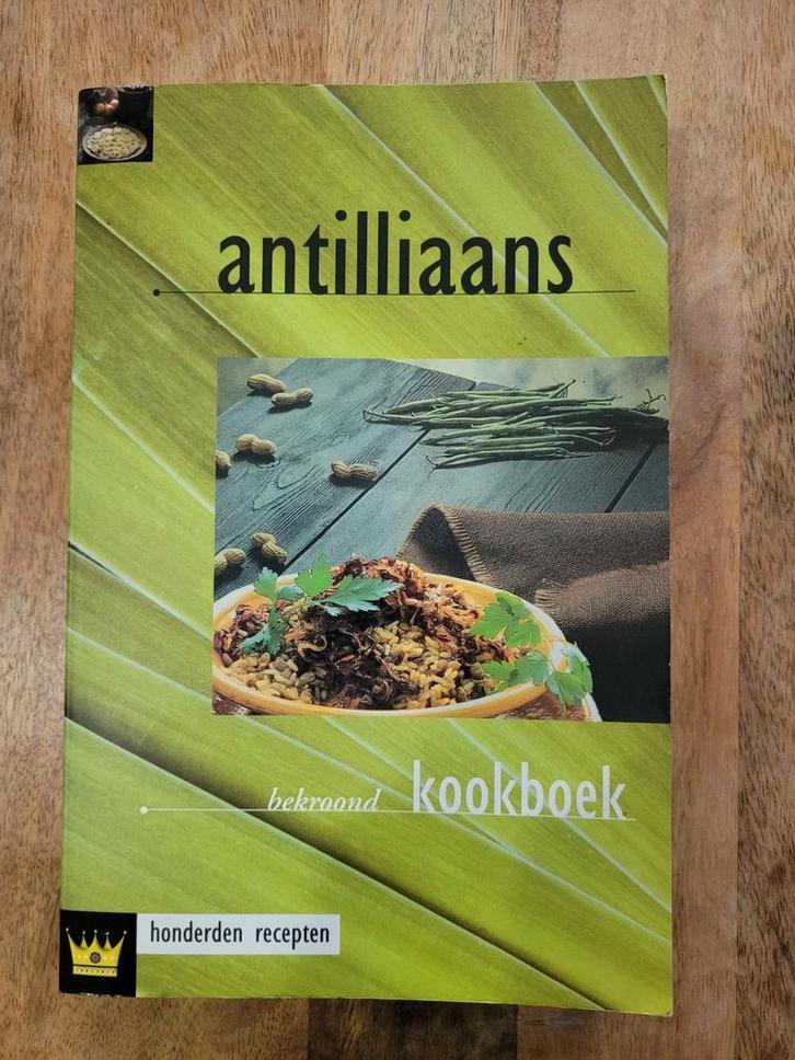 F. Dijkstra - Antilliaans kookboek - OPHALEN, Boeken, Kookboeken, Zo goed als nieuw, Voorgerechten en Soepen, Hoofdgerechten, Tapas, Hapjes en Dim Sum