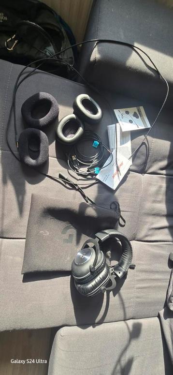 Logitech Headset;  Compleet Black beschikbaar voor biedingen