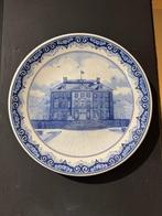 GEZOCHT : Delfts blauw bord paleis het Loo, Antiek en Kunst, Antiek | Servies los, Ophalen of Verzenden