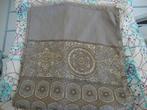Mooie zijden shawl, Ophalen of Verzenden, Gedragen, Maat 46/48 (XL) of groter, Sjaal