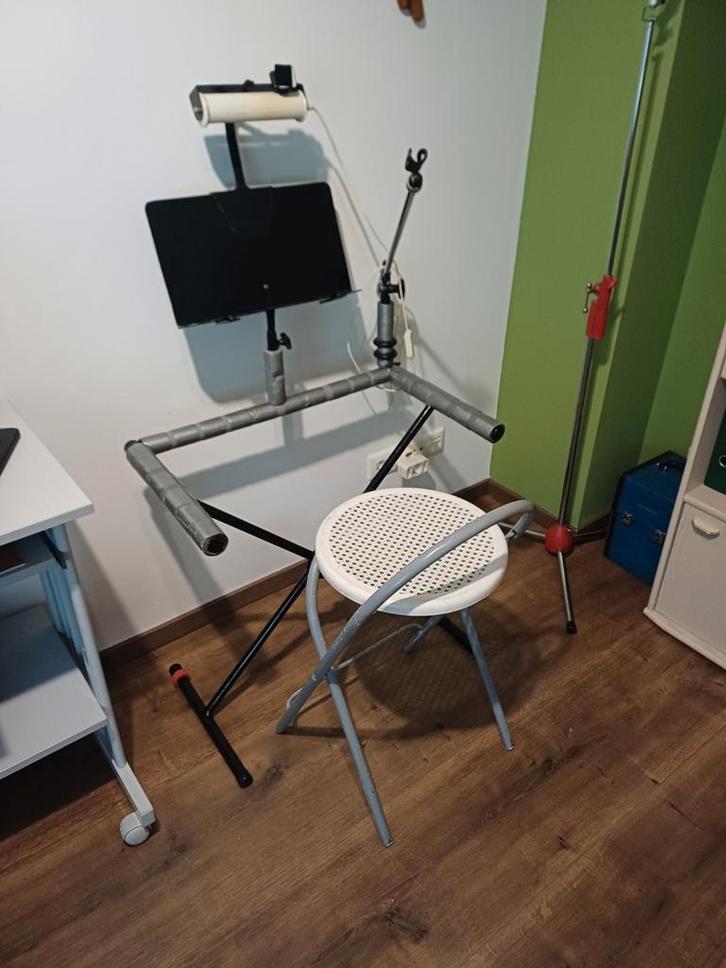 3 minuten keyboard steun voor optredens keyboard., Muziek en Instrumenten, Keyboards, Zo goed als nieuw, 61 toetsen, Overige merken