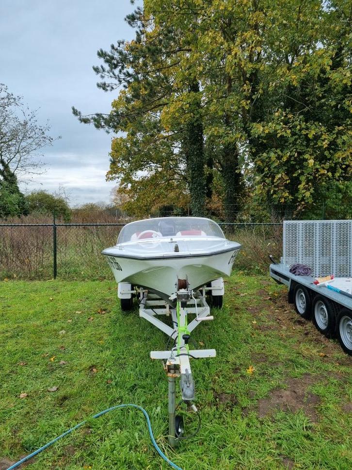 Opgeknapte Speedboot met 40 PK Mercury + Trailer, Watersport en Boten, Motorboten en Motorjachten, Polyester, Tot 6 meter, Benzine