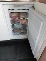 Inbouw vriezer deur op deur, Bauknecht 3,5 lade, Witgoed en Apparatuur, Vriezers en Diepvrieskisten, Gebruikt, Minder dan 60 cm