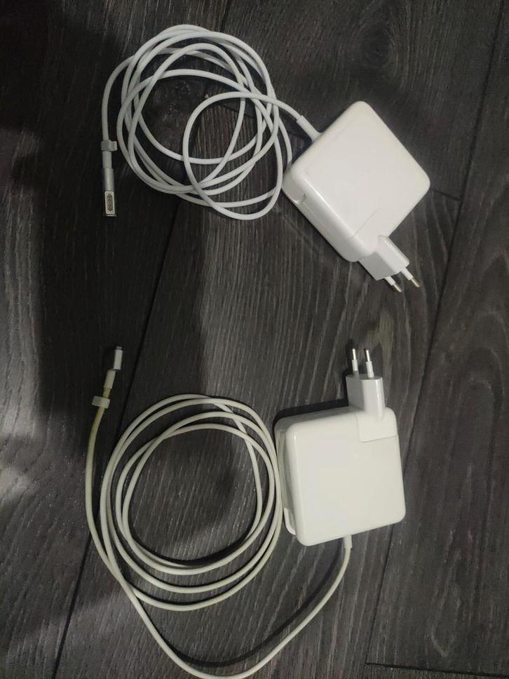 Apple Magsafe type 1 en type 2, Computers en Software, Laptop-opladers, Gebruikt, Ophalen of Verzenden