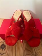 Glamoureuze comfortabele suède muiltjes, Vince Camuto, Nieuw, Ophalen of Verzenden, Pantoffels of Sloffen