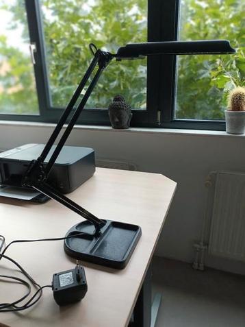bureaulamp met stalen voet , zwart beschikbaar voor biedingen