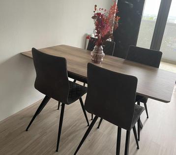 Eetkamertafel 160 cm Deens ovaal verjongd blad
