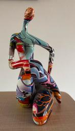 Abstract pop‑art sculptuur, Ophalen
