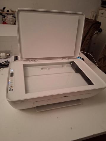 Te koop, Hp Deskjet 2620 merk Printer en scanner. beschikbaar voor biedingen