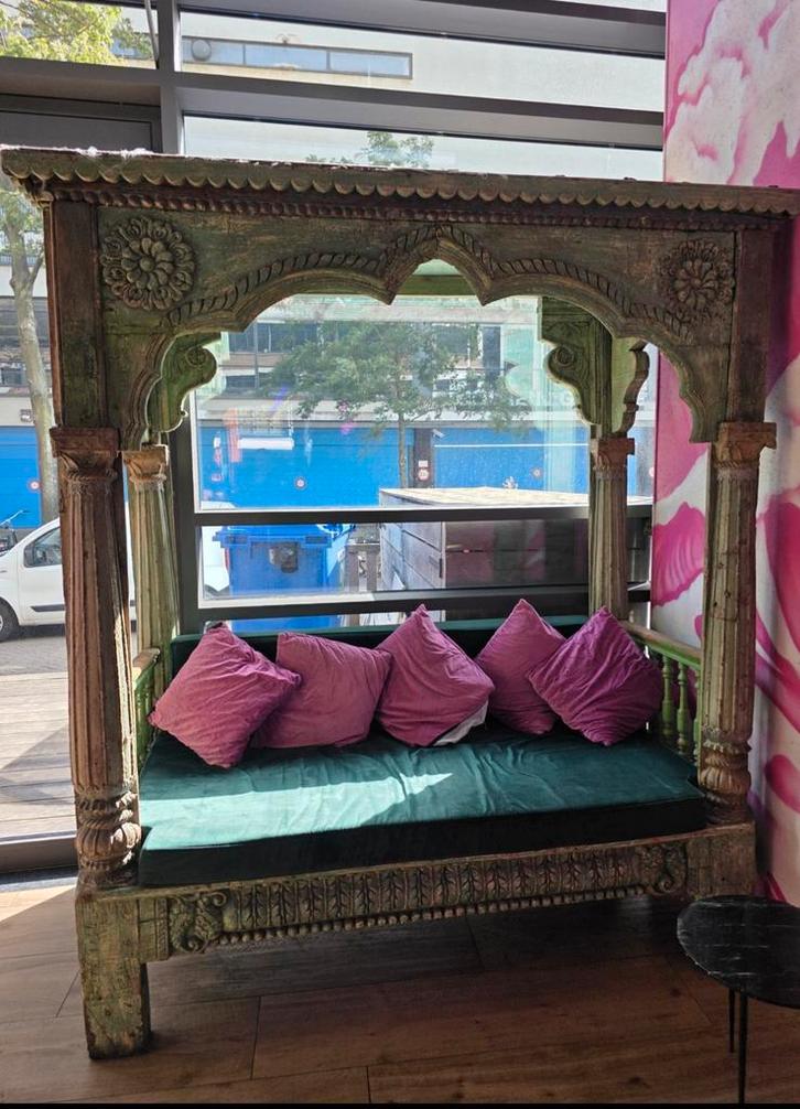 Balinees canopy bed, Antiek en Kunst, Antiek | Spiegels, Rechthoekig, Ophalen of Verzenden