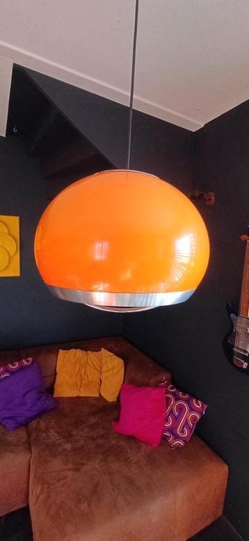 Spaceage hanglamp beschikbaar voor biedingen