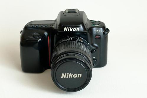 De NIKON F50 kortste weg naar prachtige Analoge opnames, Audio, Tv en Foto, Fotocamera's Analoog, Zo goed als nieuw, Spiegelreflex