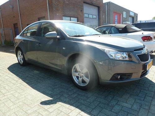 Chevrolet Cruze 1.8 LS nieuwe apk trekhaak, Auto's, Chevrolet, Particulier, Te koop, Cruze, ABS, Airbags, Airconditioning, Boordcomputer