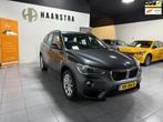BMW X1 SDrive18i High Executive Edition Navi-Camera Leder NL, Bedrijf, 3 cilinders, 1405 kg, Zilver of Grijs