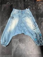 Mooie blauwe dames jeans harem baggy broek Desigual 28  / M, Blauw, Ophalen of Verzenden, Zo goed als nieuw, W30 - W32 (confectie 38/40)