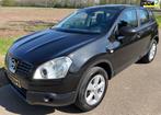 Nissan Qashqai 2.0 Acenta Airco/Cruise/Pano/6Bak/Lm/Parksens, Voorwielaandrijving, Parkeersensor, Stof, 4 cilinders