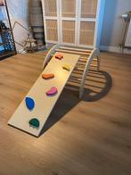 Montessori speelboog met trappetje, Ophalen, Zo goed als nieuw