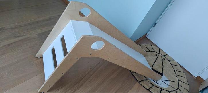 Houten glijbaan voor binnen, merk Arthur and friends, Kinderen en Baby's, Speelgoed | Overig, Zo goed als nieuw, Jongen of Meisje