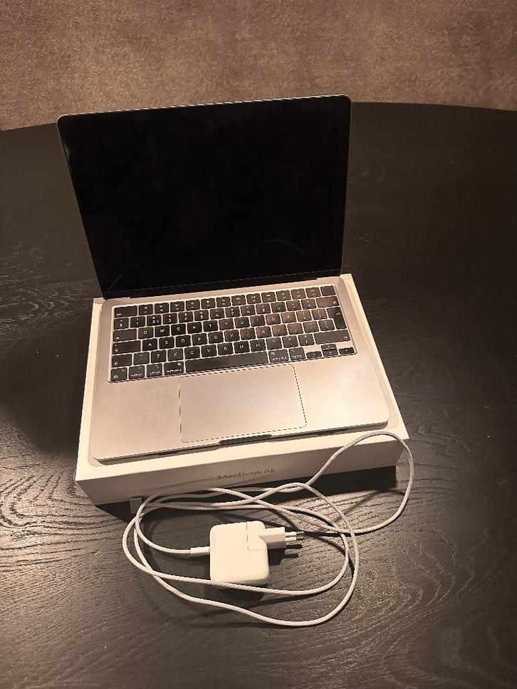 MacBook Air 2022 M2 (8 Core CPU/8 Core GPU) 8GB/256GB, Computers en Software, Apple Macbooks, Zo goed als nieuw, MacBook Air, 13 inch