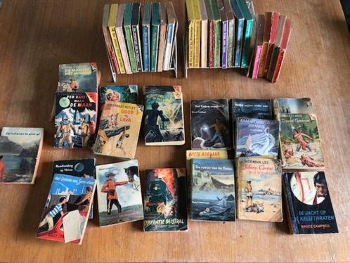 44 stuks Junior jongensboeken de verkenner, padvinders, Antiek en Kunst, Antiek | Boeken en Bijbels, Ophalen of Verzenden