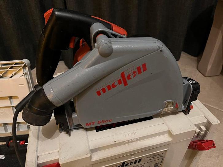 Mafell MT55 cc met linialenset en en liniaal., Doe-het-zelf en Verbouw, Gereedschap | Zaagmachines, Afkortzaag, 1200 watt of meer