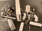 Wii spelcomputer, Spelcomputers en Games, Spelcomputers | Nintendo Wii, Ophalen, Zo goed als nieuw, Met 2 controllers