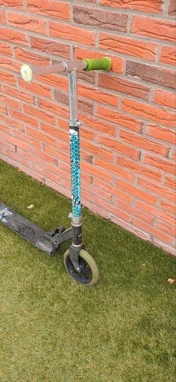 Step inklapbaar wielen en lagers goed rem werkt  beschikbaar voor biedingen