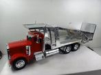 newray 1/24 peterbilt transporter, Ophalen of Verzenden, Zo goed als nieuw, Bus of Vrachtwagen, Bburago