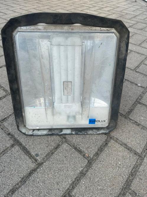 Gladiator Verdeelkast + Eurolux Bouwlamp, Doe-het-zelf en Verbouw, Bouwverlichting, Gebruikt, Lamp met armatuur, Minder dan 50 watt