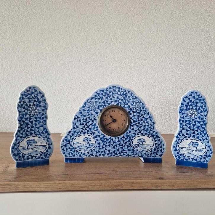 Delfts Blauw Klok en Vazen Set, Antiek en Kunst, Antiek | Klokken, Ophalen of Verzenden