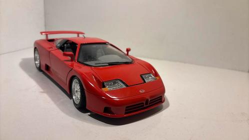 Bugatti EB 110 red Bburago 1.18, Hobby en Vrije tijd, Modelauto's | 1:18, Zo goed als nieuw, Bburago, Ophalen of Verzenden