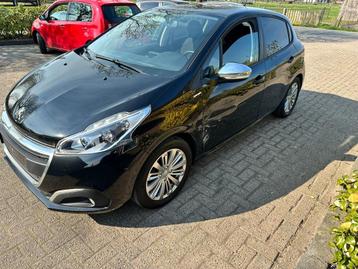 Peugeot 208 Style,1.2 82pk ,06-2018 ,58000km, ex bpm ,schade beschikbaar voor biedingen