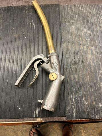 Gilbarco nozzle benzinepomp beschikbaar voor biedingen