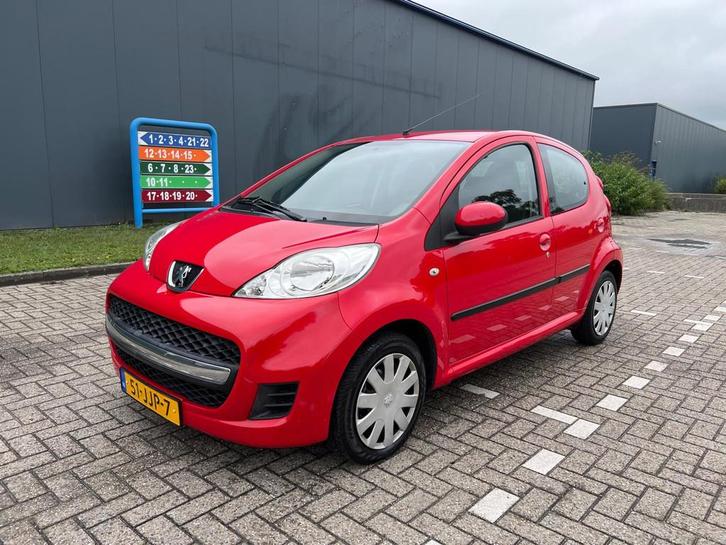 Peugeot 107 1.0-12V XS Nieuwe APK!, Auto's, Peugeot, Te koop, Metallic lak, Benzine, Euro 4, A, Hatchback, Handgeschakeld, Origineel Nederlands