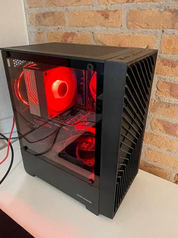 Budget game pc! Intel / 16gbb ddr4 / SSD / Amd R9 Nano Fury beschikbaar voor biedingen