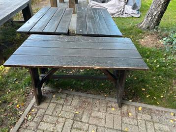 5 tafels in 1 koop. beschikbaar voor biedingen