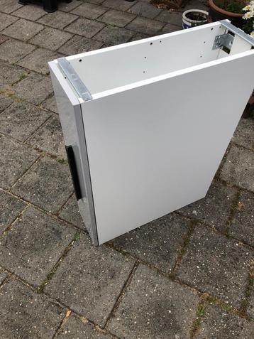 Te koop IKEA apothekerskast