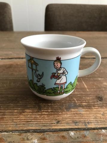 Suske met tante Sidonia kopje / mokje beschikbaar voor biedingen