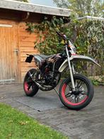 1/1 unieke beta rr50 2024, Fietsen en Brommers, Ophalen, Maximaal 45 km/u, Zo goed als nieuw, Beta