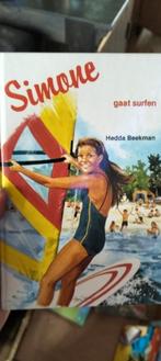 Hedda Beekman - Simone gaat surfen, Boeken, Kinderboeken | Jeugd | 10 tot 12 jaar, Gelezen, Ophalen