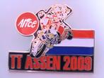 TT Assen Alice 2009 pin, Ophalen of Verzenden, Zo goed als nieuw, Sport, Speldje of Pin
