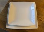 Servies - 4 diner-, 4 pasta- en 12 ontbijtborden. Ongebruikt, Huis en Inrichting, Keuken | Servies, Ophalen of Verzenden, Zo goed als nieuw